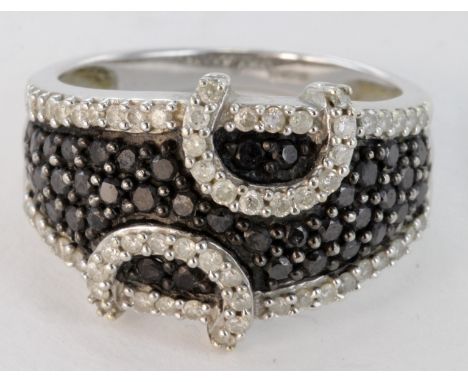 Gems TV 9ct White Gold Ring set with Black and White Diamonds with COA size N weight 5.3g 