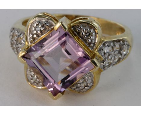 Gems TV 9ct Rose de France Amethyst and White Topaz Ring with COA size N weight 4.2g
