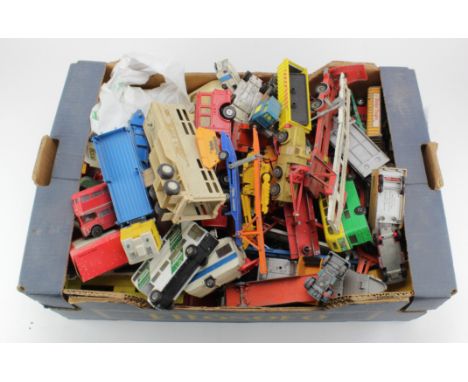 Diecast. A large quantity of diecast toys, including Dinky, Corgi, Matchbox etc.