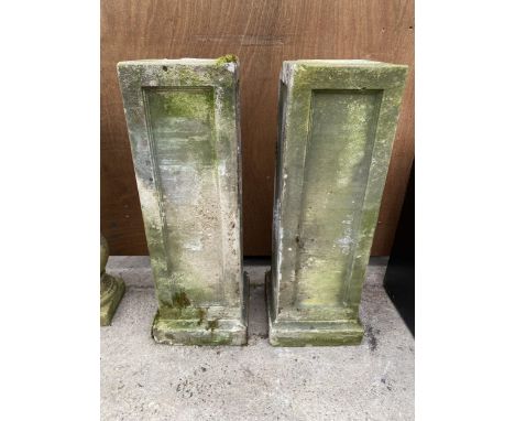 A PAIR OF VINTAGE 'MARBLESQUE' PEDESTAL PLANT STANDS 