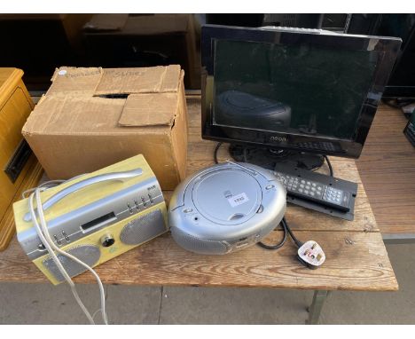 AN ASSORTMENT OF ITEMS TO INCLUDE A NEON 15" TELEVISION, TWO RADIOS AND A GNOME SLIDE PROJECTOR ETC 