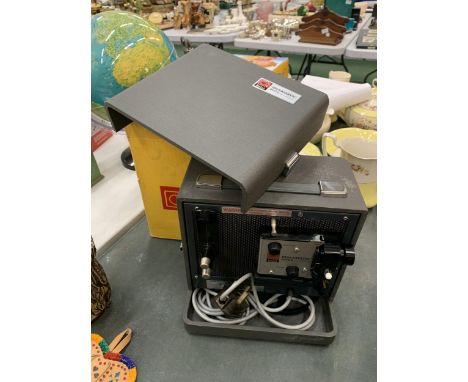 A VINTAGE KODAK INSTAMATIC M55-L MOVIE PROJECTOR IN ORIGINAL BOX 