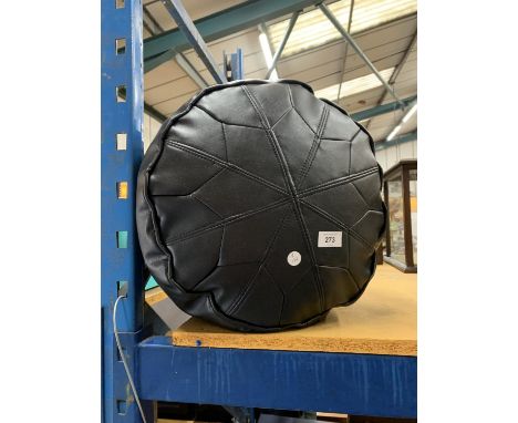 A FAUX LEATHER BLACK FOOT STOOL/POUFFE 
