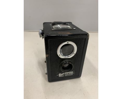 AN ENSIGN FUL-VUE VINTAGE CAMERA 