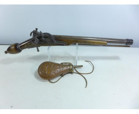 A NON-FIRING REPLICA MIQUELET LOCK PISTOL, LENGTH OF BARREL 33CM, COPPER AND BRASS POWDER FLASK (2) 
