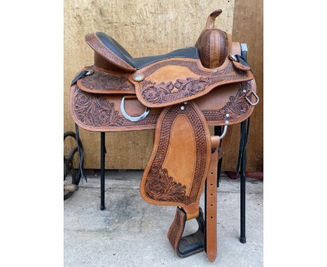 A VINTAGE LEATHER WESTERN HORSE SADDLE (SADDLE RACK NOT INCLUDED) 