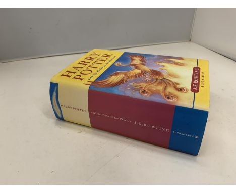 A HARDBACK FIRST EDITION IN VERY FINE CONDITION WITH DUST COVER. HARRY POTTER AND THE HALF-BLOOD PRINCE BY J.K. ROWLING WITH 