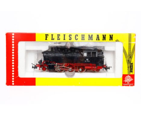 Fleischmann 1-C-1 Tenderlok ”064 389-0” 4064, Spur H0, schwarz, Alterungsspuren, im leicht besch. OK, sonst Z 2