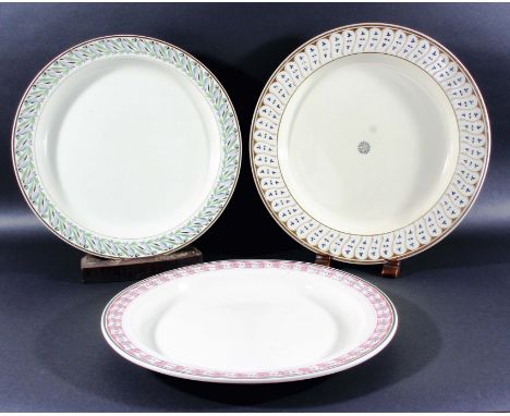 PAIR OF WEDGWOOD CREAMWARE PLATTERS, early 19th century, circular, in pattern 843 of blue harebells to the rim, diameter 37cm