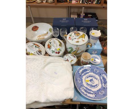 VARIOUS CERAMICS, GLASS, LINEN ETC, to include four Royal Worcester Evesham tureens and a bowl, two boxed Bohemia crystal gla