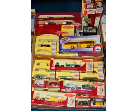 A QUANTITY OF BOXED LLEDO AND CORGI TRACKSIDE 00 GAUGE DIECAST MODELS, all appear complete and to have hardly ever been remov