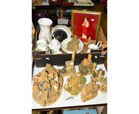 ONE BOX AND LOOSE including David Winter cottages 'The Village', 'Orchard Cottage', 'Cornish Engine House', 'Market Street', 