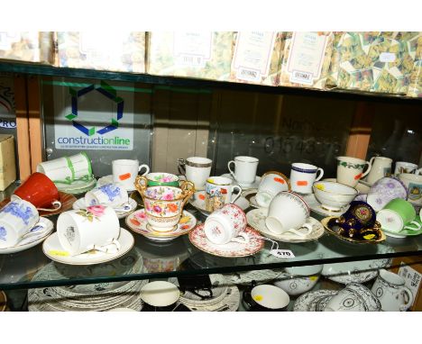 A GROUP OF TEA/COFFEE WARES to include Spode, Royal Worcester, Davenport, Wileman Foley, crested wares etc