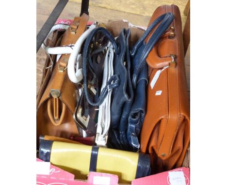 Quantity of vintage handbags and two leather Gladstone bag type briefcases (1 box)  