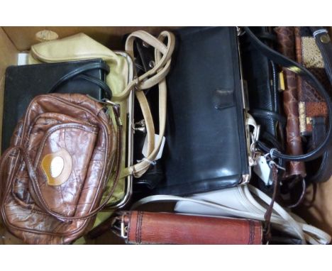 Large quantity of vintage leather handbags and totes (2 boxes) 