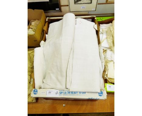 Two large vintage linen sheets and assorted table linen (1 box) 