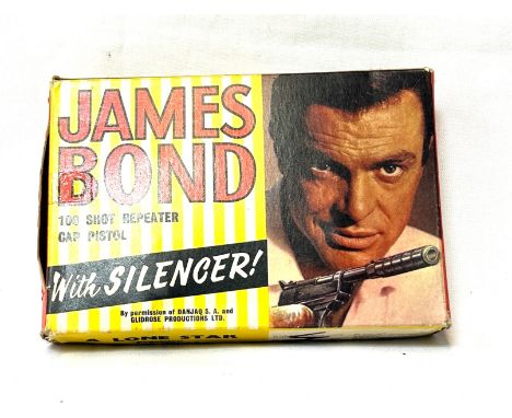 Lone Star James Bond 007 100 Shot Repeater Cap Pistol with Silencer Lone Star James Bond 007 100 Shot Repeater Cap Pistol wit