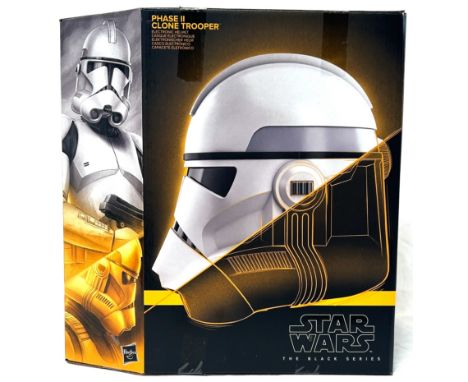 Hasbro Star Wars Black Series Phase 2 Clone Trooper 1:1 scale Electronic Helmet Hasbro Star Wars Black Series Phase 2 Clone T