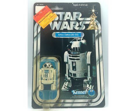 V Kenner Star Wars vintage R2-D2 3 3/4" figure, 12 back Kenner Star Wars vintage R2-D2 3 3/4" figure, Mint, within Near Mint 