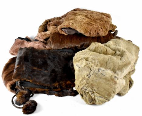 A quantity of vintage furs to include a fur coat, a number of c1940s fur wraps and coats and vintage fur pieces.