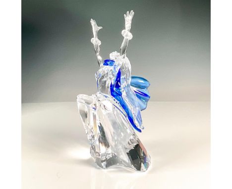 Multifaceted clear and blue crystal, first of the Magic of Dance trilogy. Swarovski etched backstamp. This item has its origi