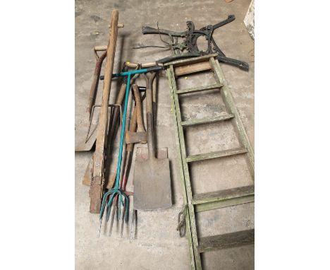 A SET OF VINTAGE WOODEN LADDERS, A PAIR OF BENCH ENDS AND A SELECTION OF GARDEN TOOLS