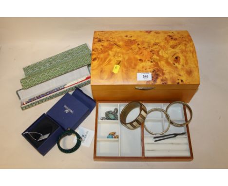 A MODERN DOME TOPPED JEWELLERY CASKET CONTAINING A COLLECTION OF CLOISONNE STYLE CHOP STICKS, TUNING FORK, BOXED SWAROVSKI BA