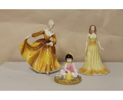THREE ROYAL DOULTON FIGURES COMPRISING OF KIRSTY HN 2381, ON THE BEACH AND GEMSTONE COLLECTION OPAL (3) 