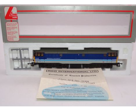 OO GAUGE - A Lima Class 31 diesel locomotive, 31439, in Regional Railways livery, #423 of 850 (Riko) E in VG box