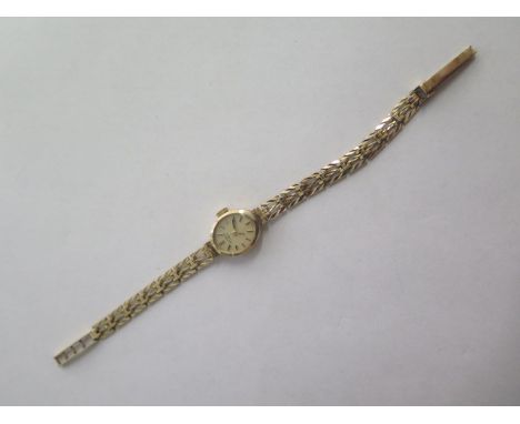 A 9ct yellow gold Rotary manual wind ladies bracelet wristwatch (not running) approx 11.9 grams 