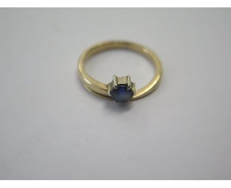 A yellow gold sapphire ring size L - approx weight 2.4 grams - surface tests to approx 9ct - good condition 