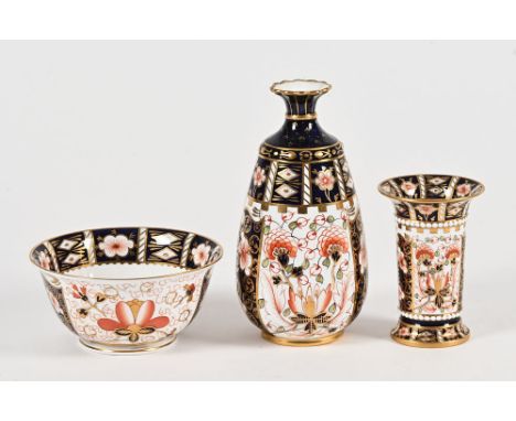 Three Royal Crown Derby Imari patterned pieces, two vases and basin.  Tallest 19 cm.