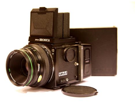 Bronica Zenza ETRS film camera with Polaroid film container and Seiko 1:2.8f=75mm lens. This lot will attract VAT at 20% on t
