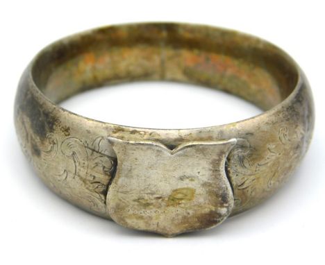 A white metal scarf ring, 17.2g, small light bump 