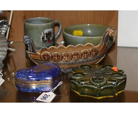 A WEDGWOOD HEART SHAPED LUSTRE TRINKET BOX, with interior turtle and bird designs, together with four pieces of Wade (5)