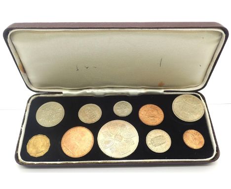 Mixed coins: crown, half crown, two shillings, threepence, one penny, farthing, threepence, sixpence and a one shilling (10).