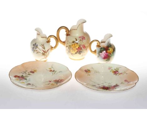Three Royal Worcester blush flat sided jugs and two plates (5)