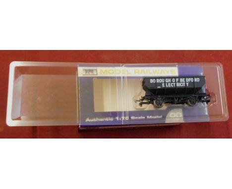 Model Railways B668 Boro' of Bedford 21T Hopper. Mint in box.