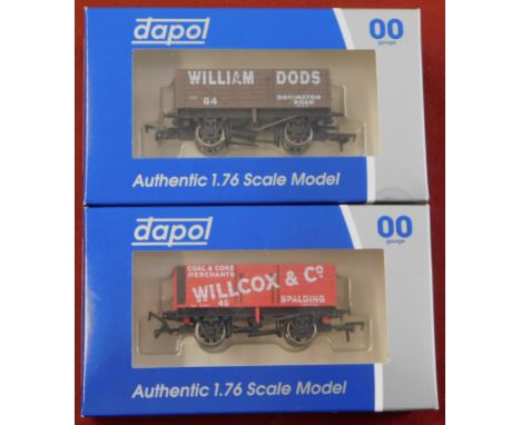 Dapol Spalding Model Railway Club 50 Anniversary Year (2). Mint in box.