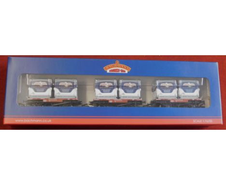 Bachmann 37-975Y Set of Conflats BR Bauxite with AF Containers Birds Eye. Mint in box.