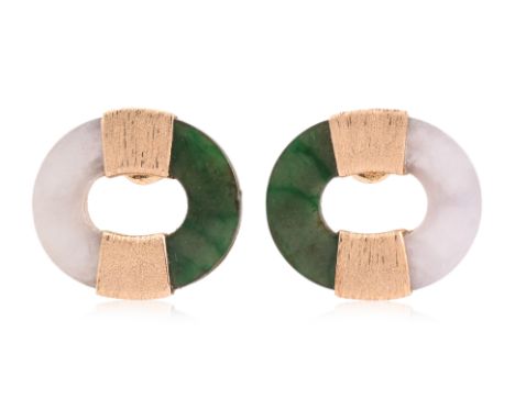 A PAIR OF JADE AND TEXTURED GOLD EARRINGS
Featuring two pairs of jade pieces mounted in a yellow textured gold setting marked