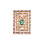 AN EMERALD AND DIAMOND PENDANT BROOCH