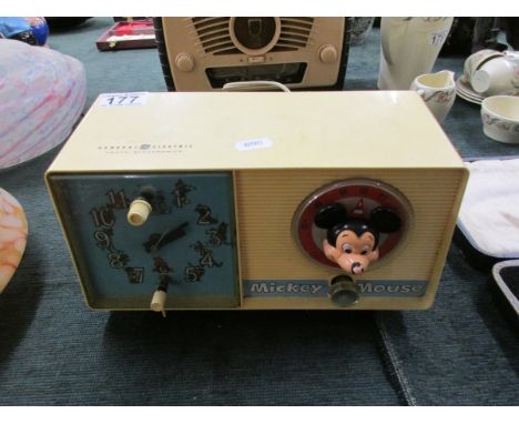 Vintage Micky Mouse radio