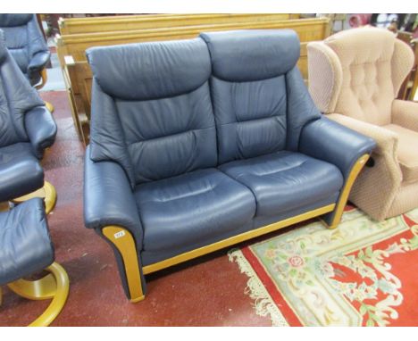 Good quality 2 seater reclining leather sofa