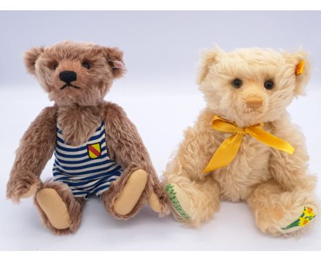 Steiff pair of teddy bears: (1) Oliver The Musical Spring Bear, Danbury Mint exclusive, yellow tag 663239, cream mohair, wind