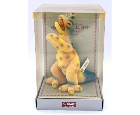 Steiff Museum Collection Tyros replica, white tag 401718, LE 4000, 1991/92, Near Mint within Fair Plus to Good box, 8"/20cm.