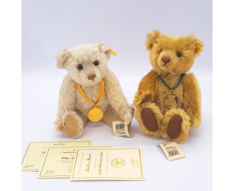 Steiff Danbury Mint pair of Year teddy bears: (1) Millennium 2000, EAN 654701, white mohair, Good (would benefit from cleanin