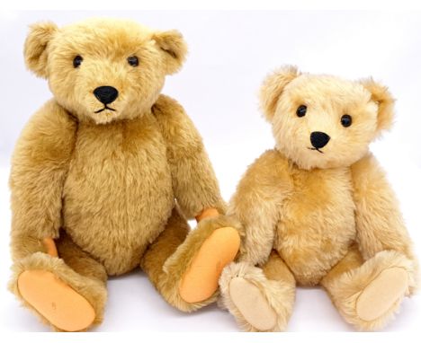 Steiff teddy bear pair, buttons are present but cloth tag has been removed, blonde mohair, would benefit from a clean, Good, 