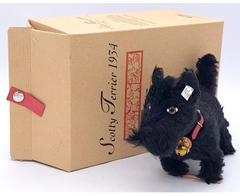 Steiff Scotty Terrier 1934 replica dog, white tag 402067, LE 3000, 2004, glass eyes, Near Mint to Mint, with chest tag, certi