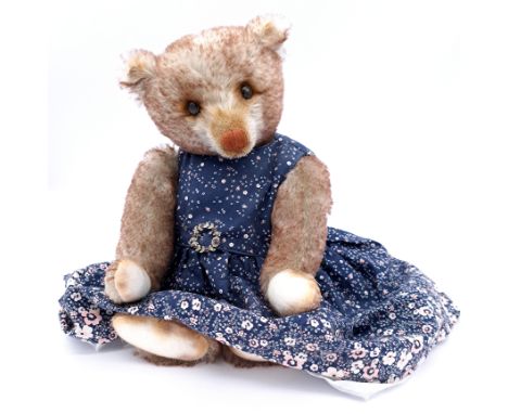 Barricane Bears Jilly Woodacott artist designed teddy bear, by Rachel Ward, 2019, OOAK, grey with brown tip mohair, black but